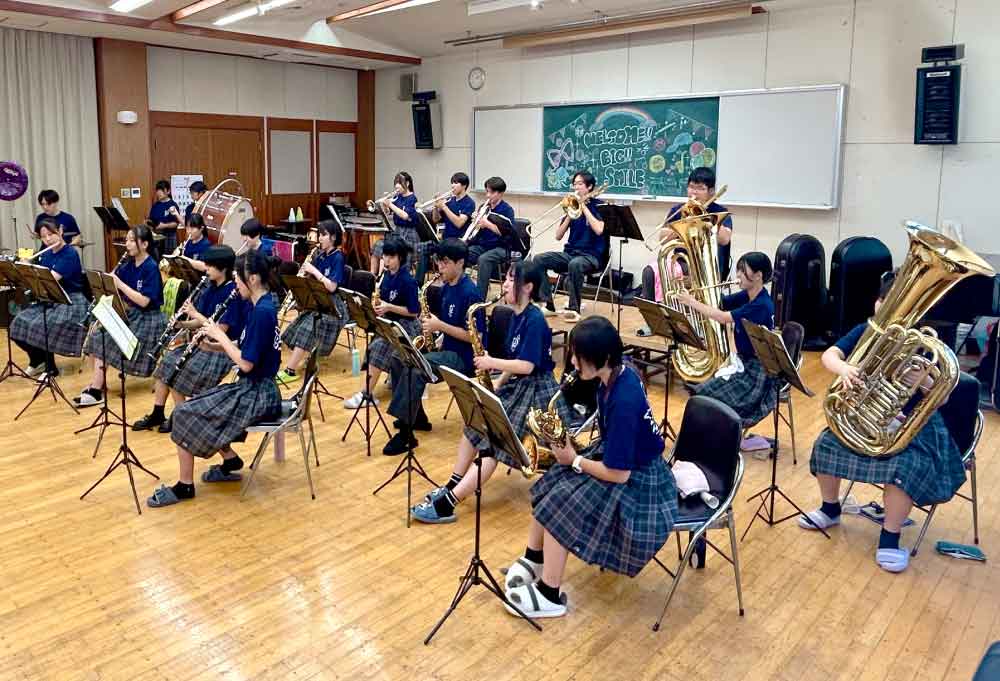 山梨県立笛吹高等学校